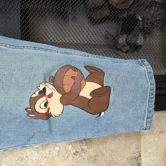 Size 28 Disney Chipmunks and Acorn Jeans - Picture 4 of 14